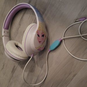 Disney Frozen Elsa Wired Headphones with Volume Control